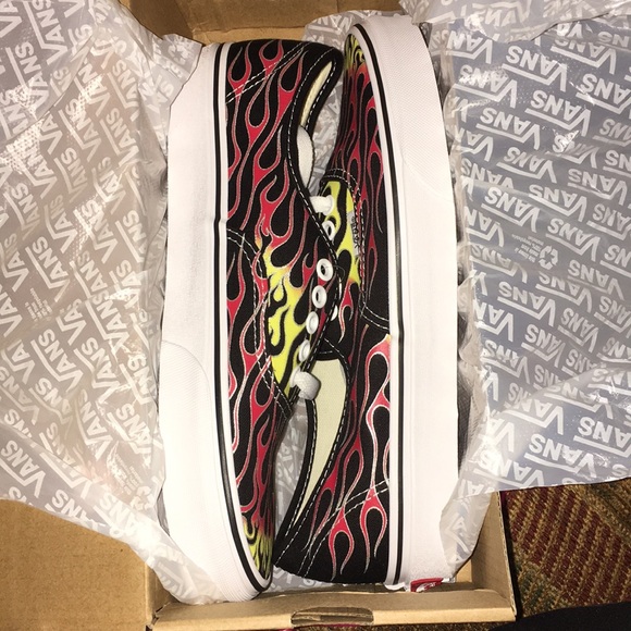 Vans Authentic Flames Sneakers Womens 10 NWT - Picture 2 of 6